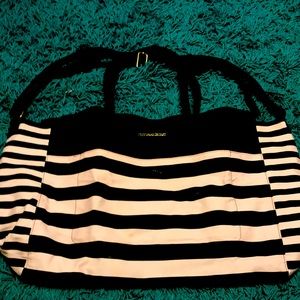Victoria’s Secret Travel Bag